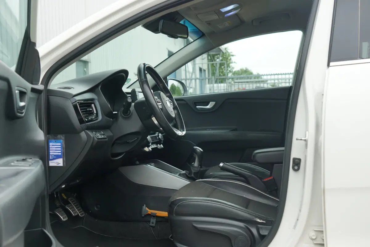 1.0 TGDI GT-Line - Clear White - Led/Carplay/Camera
