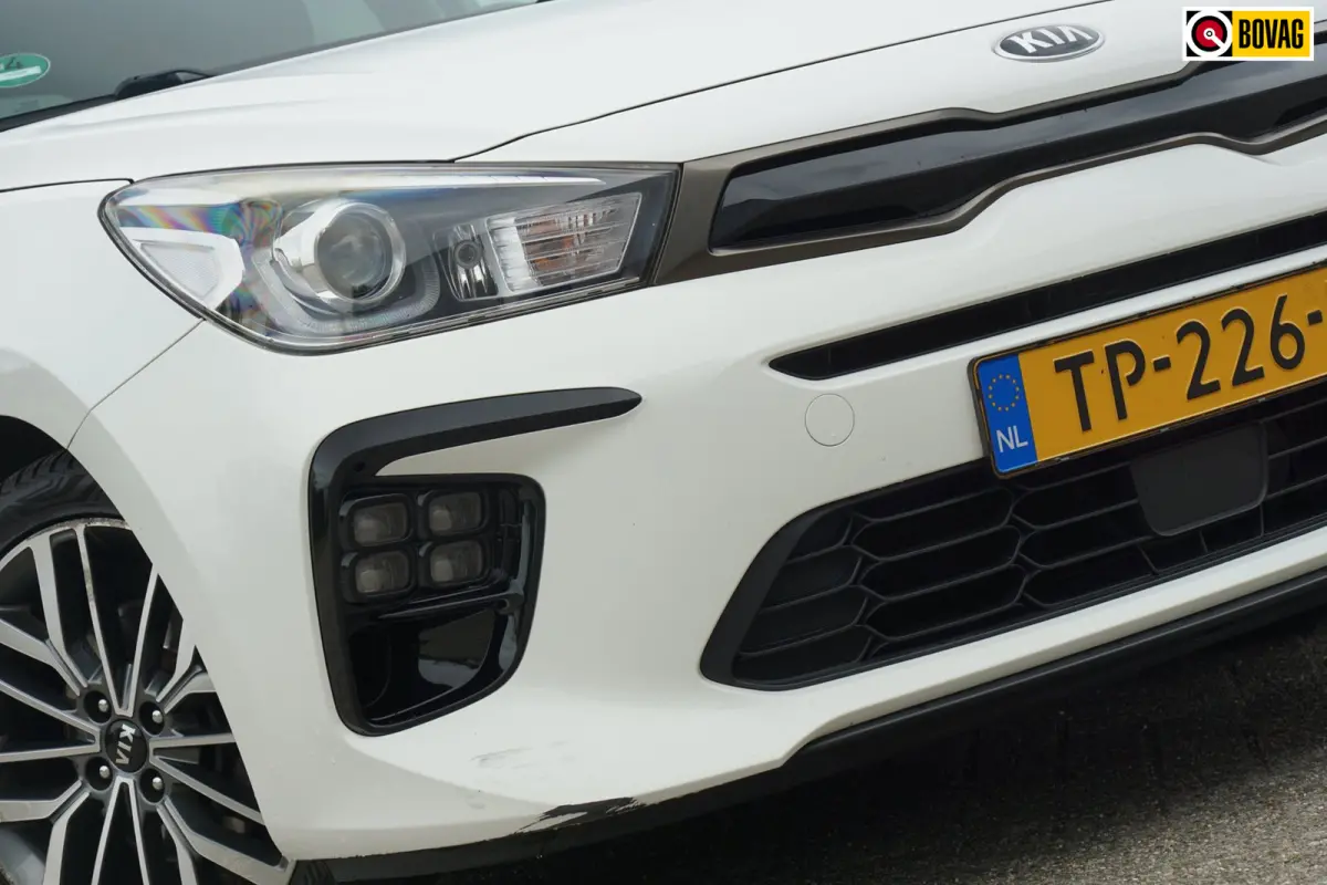 1.0 TGDI GT-Line - Clear White - Led/Carplay/Camera