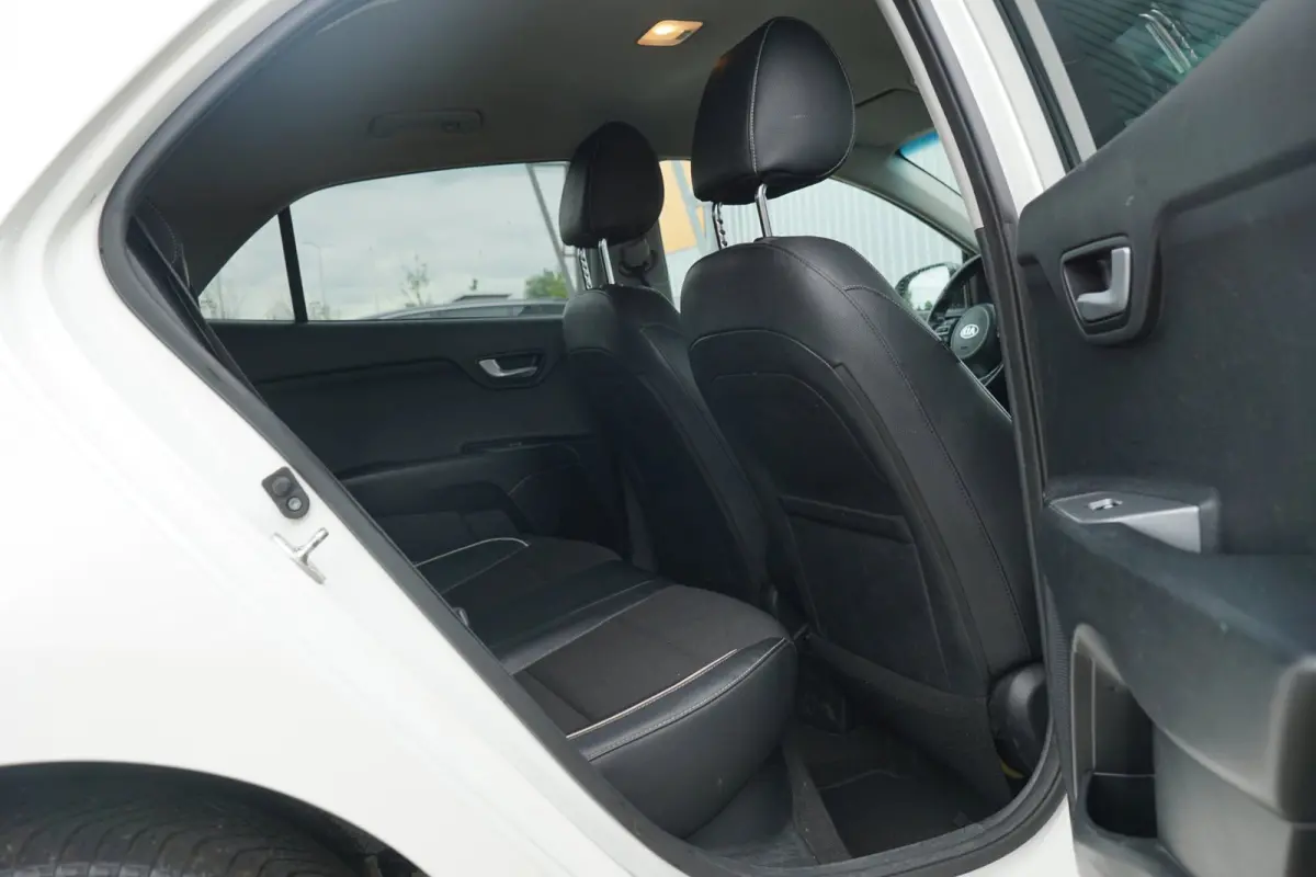 1.0 TGDI GT-Line - Clear White - Led/Carplay/Camera
