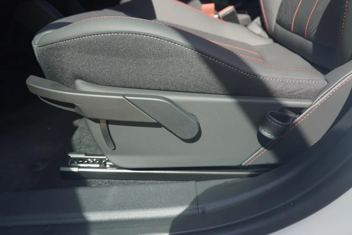 E | John Cooper Works Uitvoering | Pakket M | Panoramadak | Stoel & Stuurverwarming | Comfort Access | Head-Up Display