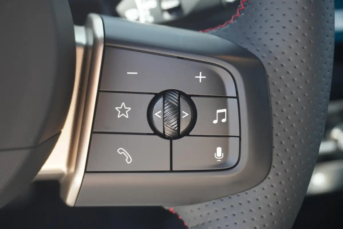 E | John Cooper Works Uitvoering | Pakket M | Panoramadak | Stoel & Stuurverwarming | Comfort Access | Head-Up Display