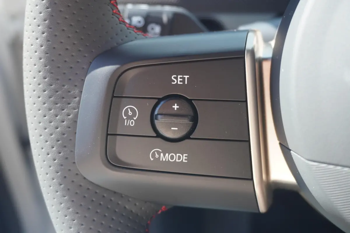 E | John Cooper Works Uitvoering | Pakket M | Panoramadak | Stoel & Stuurverwarming | Comfort Access | Head-Up Display