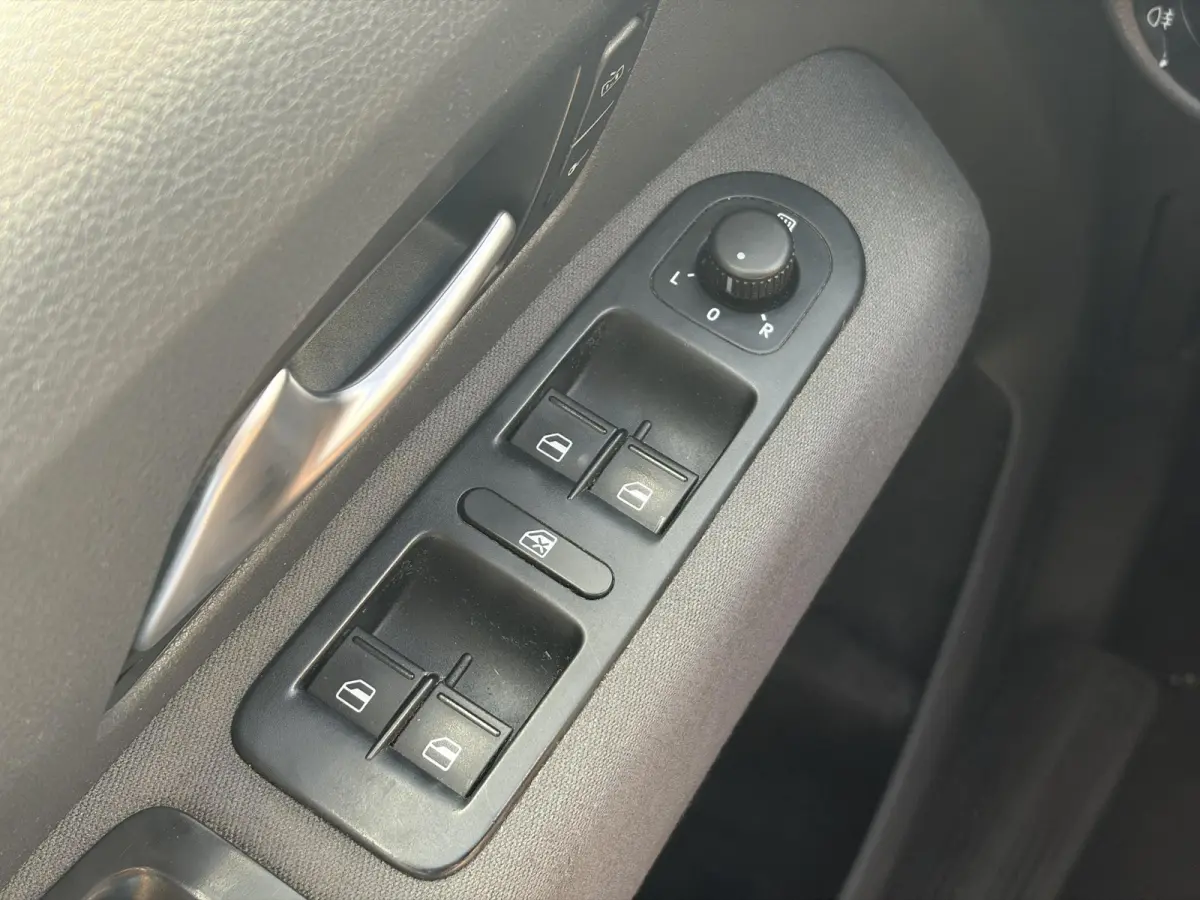 2.0 TDI Dubbele Cabine*AUTOMAAT*A/C*CRUISE*PDC*5P*