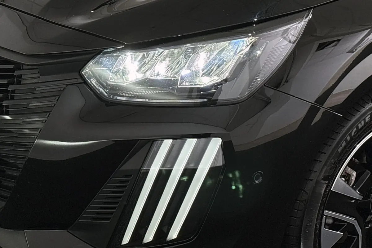 1.2 Hybrid 110 e-DCS6 Allure Apple CarPlay Achteruitrijcamera Navigatie