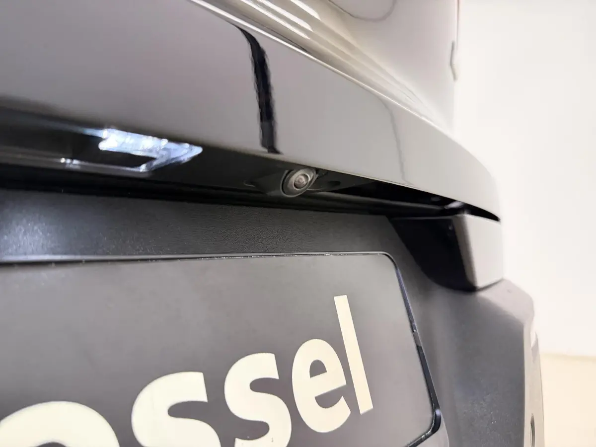 1.5 T4 Plug-in hybrid Plus Dark | Apple Carplay / Android Auto | Harman/Kardon | Parkeersensoren |