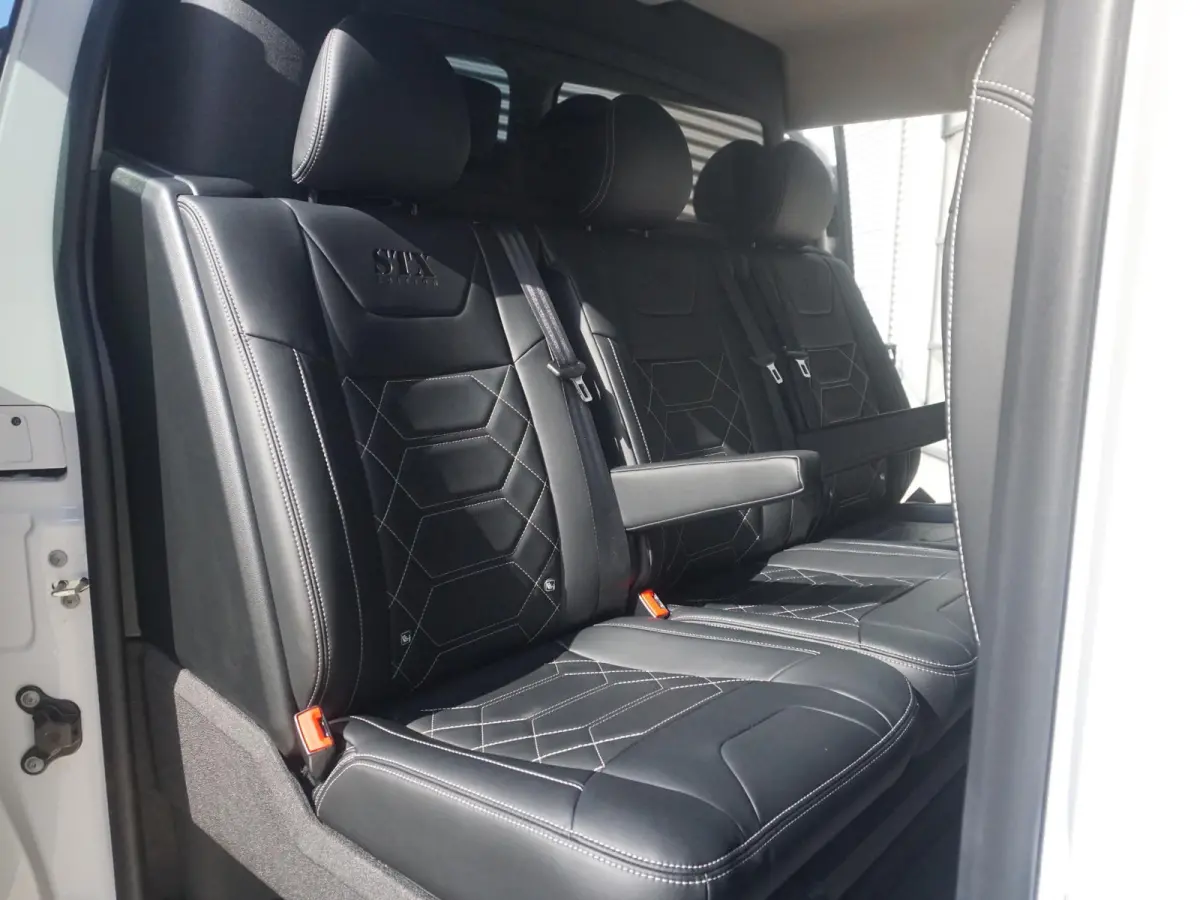 Vivaro-e 75kWh | STX Sport | Mooiste  bus van NL (!) | Lederen bekleding | Spoilerpakket | 18 inch Lichtmetalen velgen | Dynamic Comfort NAV Pakket | Winterpakket | 2x schuifdeur | Betimmeri