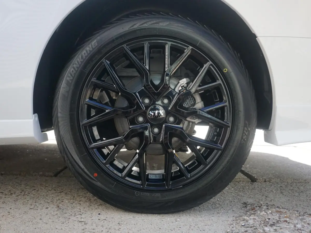 Vivaro-e 75kWh | STX Sport | Mooiste  bus van NL (!) | Lederen bekleding | Spoilerpakket | 18 inch Lichtmetalen velgen | Dynamic Comfort NAV Pakket | Winterpakket | 2x schuifdeur | Betimmeri