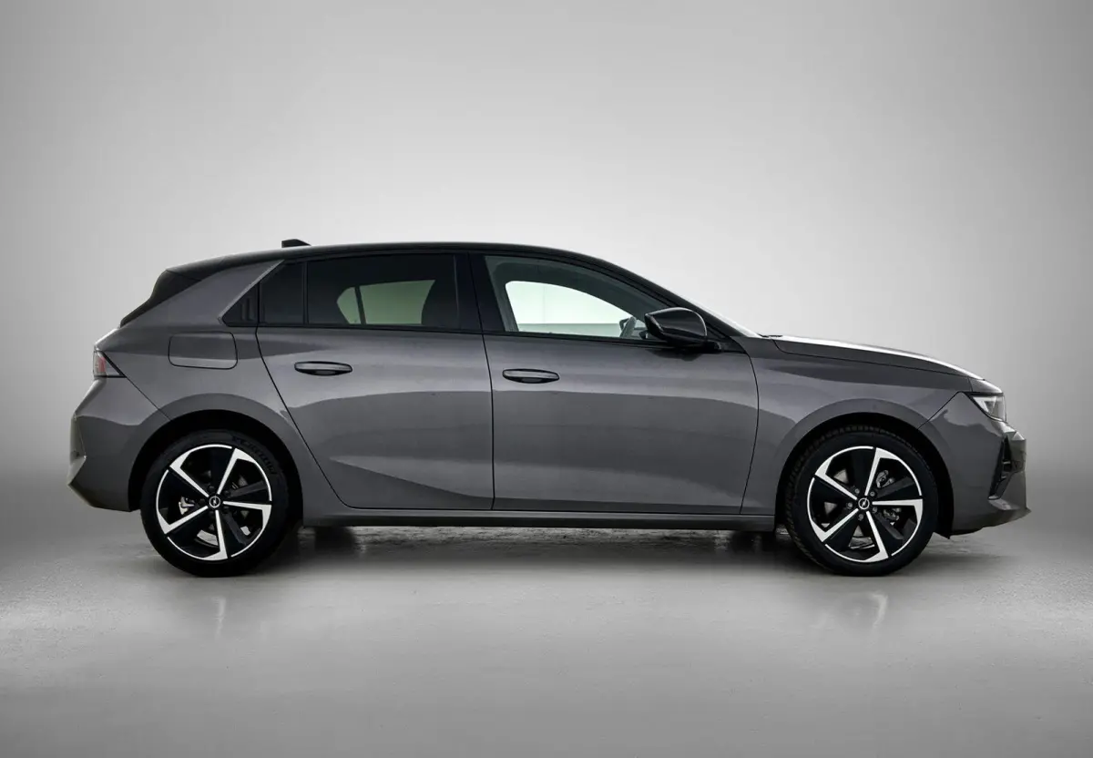 1.2 145pk Hybrid GS Automaat | Navigatie | Climate Control | Adaptieve Cruise Control | 360 Camera | Keyless Entry/Start | 17"LMV | Stoel/Stuurverwarming | Apple Carplay/Android Auto |