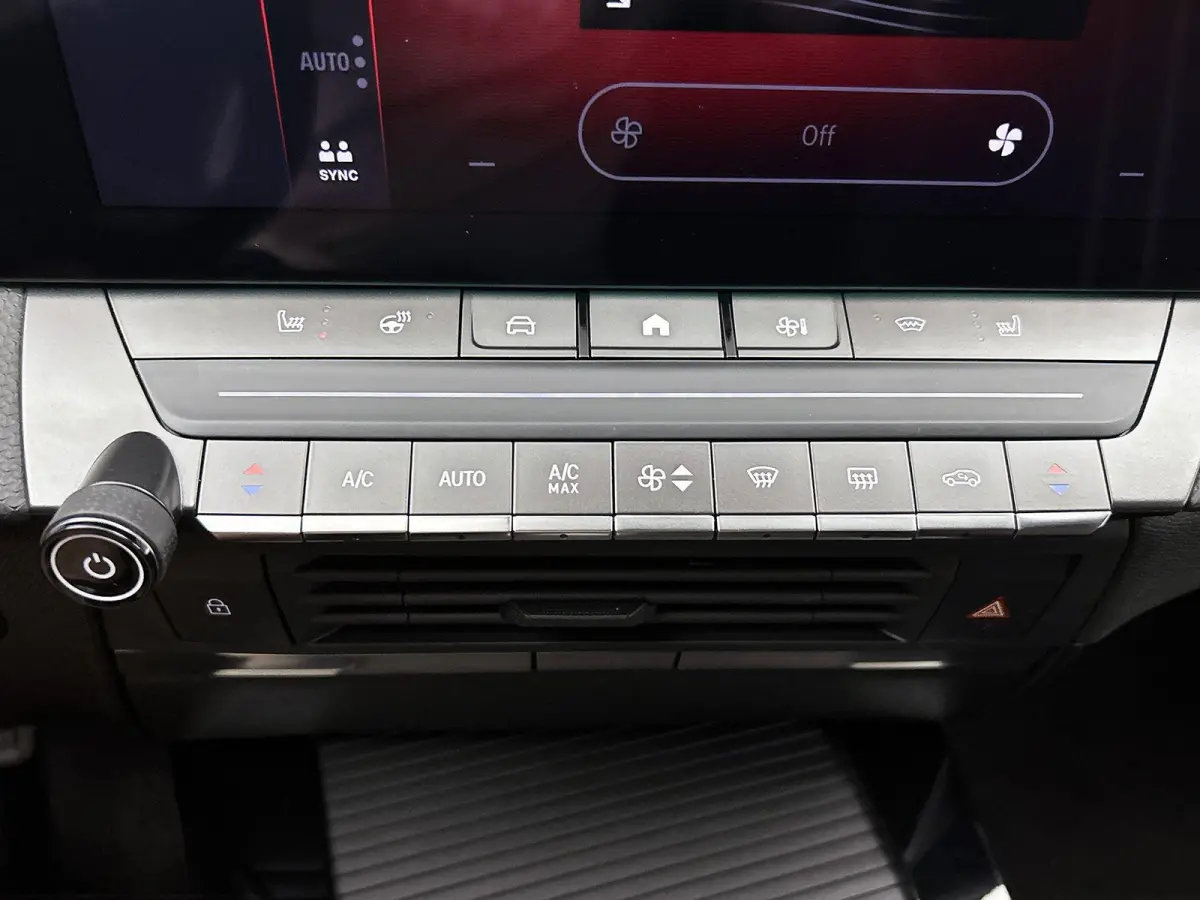 1.2 145pk Hybrid GS Automaat | Navigatie | Climate Control | Adaptieve Cruise Control | 360 Camera | Keyless Entry/Start | 17"LMV | Stoel/Stuurverwarming | Apple Carplay/Android Auto |