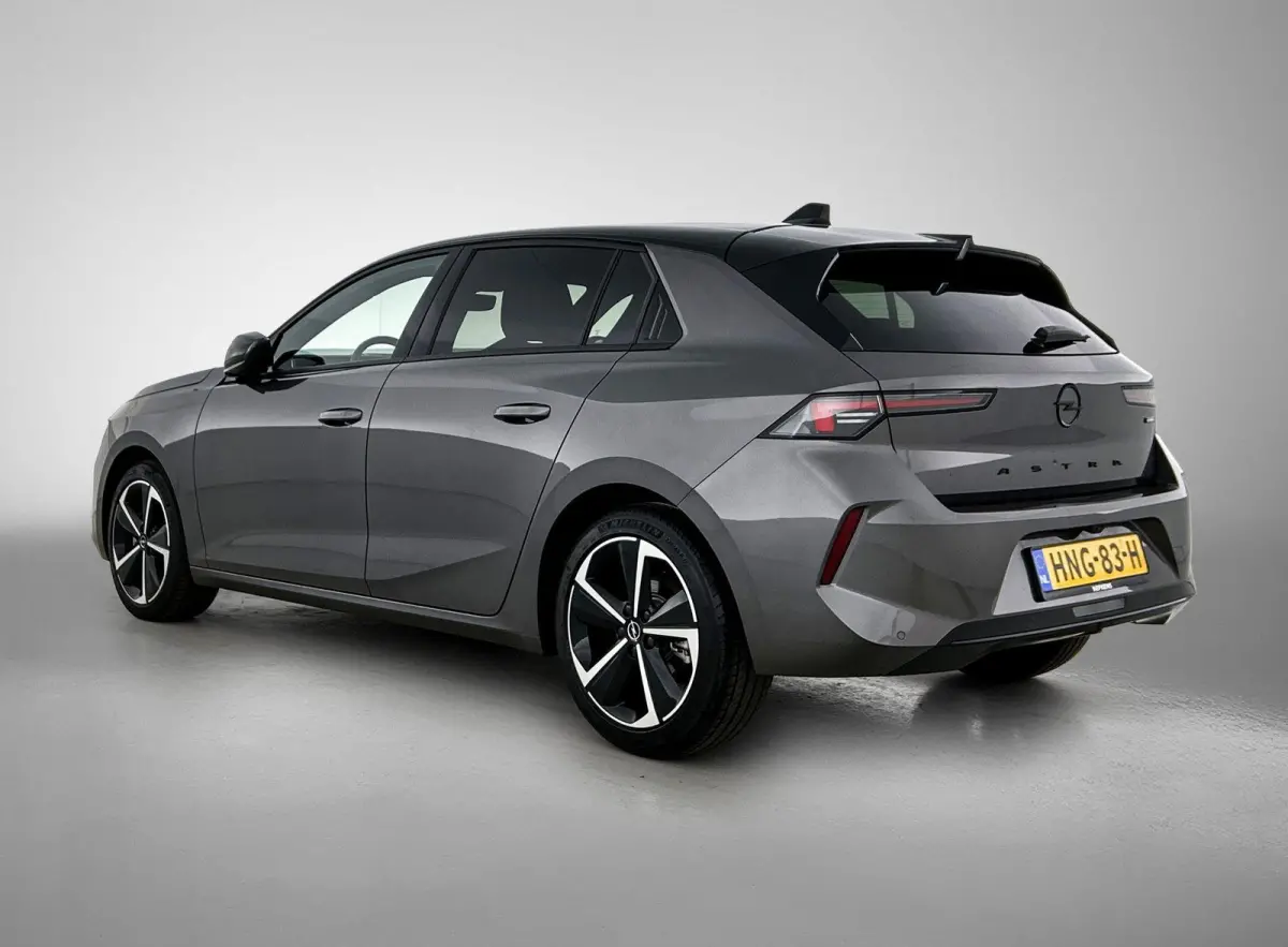 1.2 145pk Hybrid GS Automaat | Navigatie | Climate Control | Adaptieve Cruise Control | 360 Camera | Keyless Entry/Start | 17"LMV | Stoel/Stuurverwarming | Apple Carplay/Android Auto |