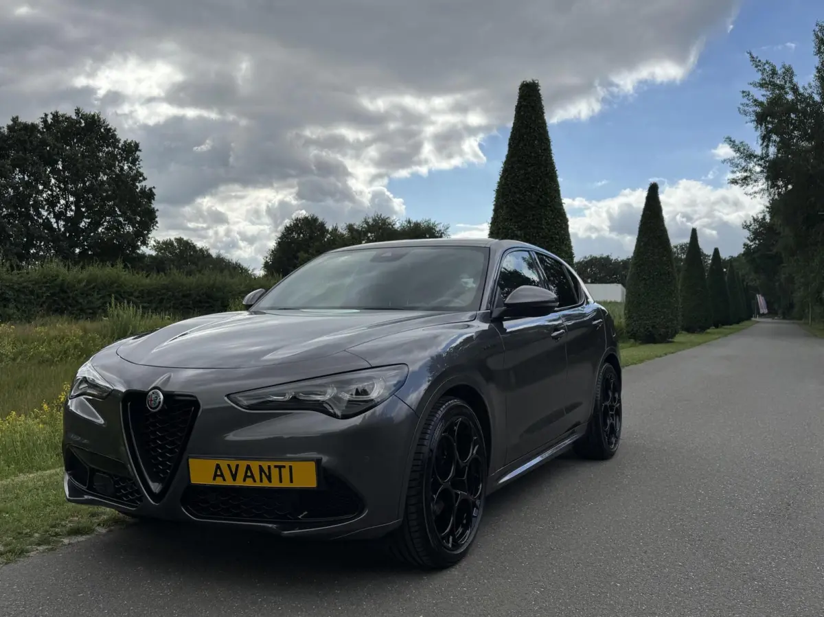 2.0t Q4 Veloce My24 model, 21inch!!