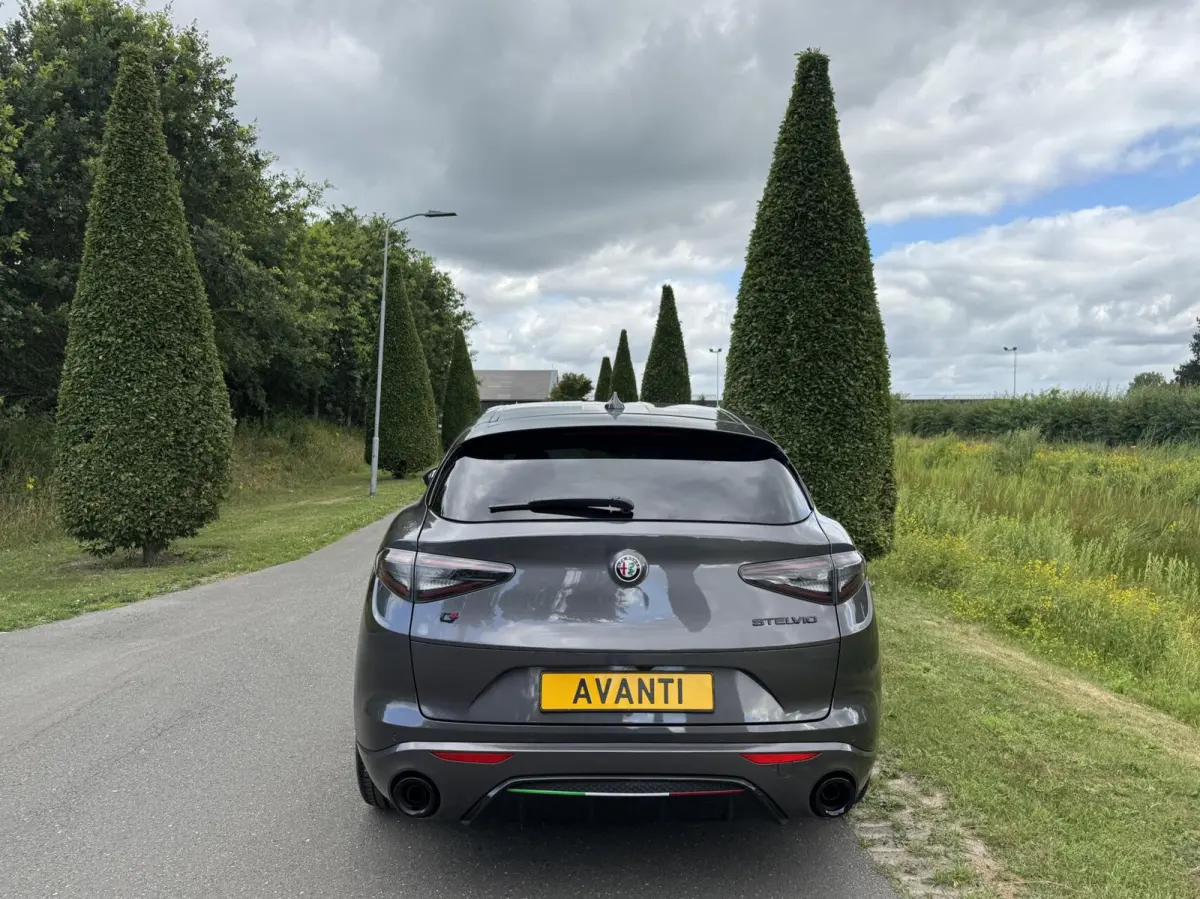 2.0t Q4 Veloce My24 model, 21inch!!