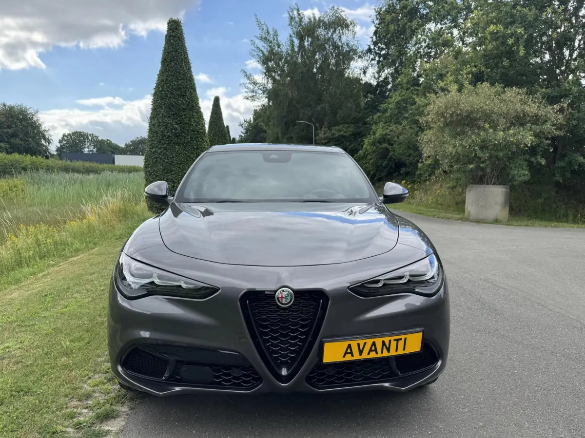 2.0t Q4 Veloce My24 model, 21inch!!