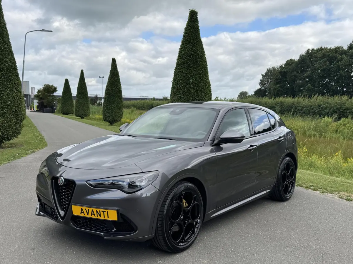 2.0t Q4 Veloce My24 model, 21inch!!