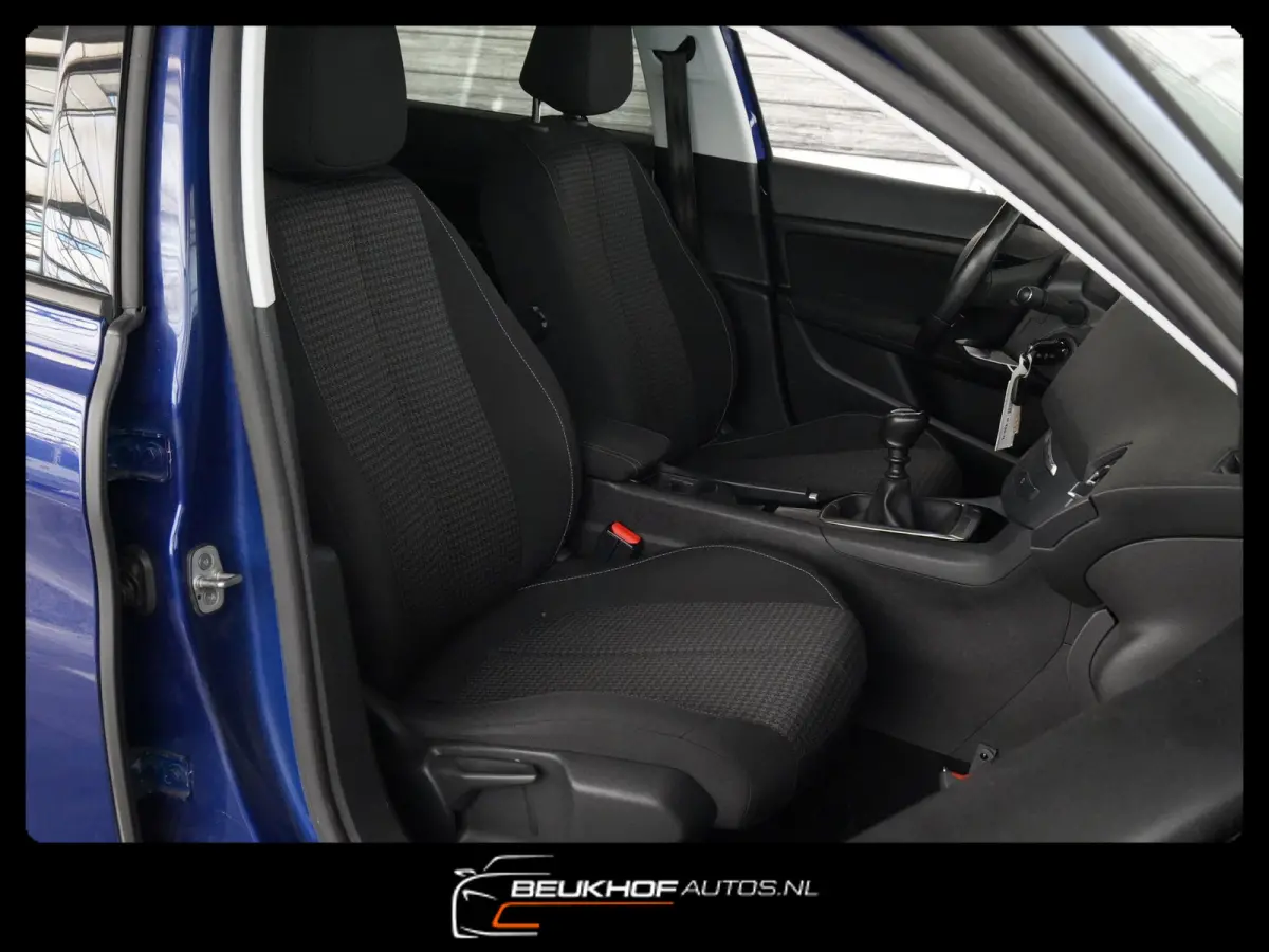 1.2 PureTech Nieuwe Riem Carplay Navigati Cruise