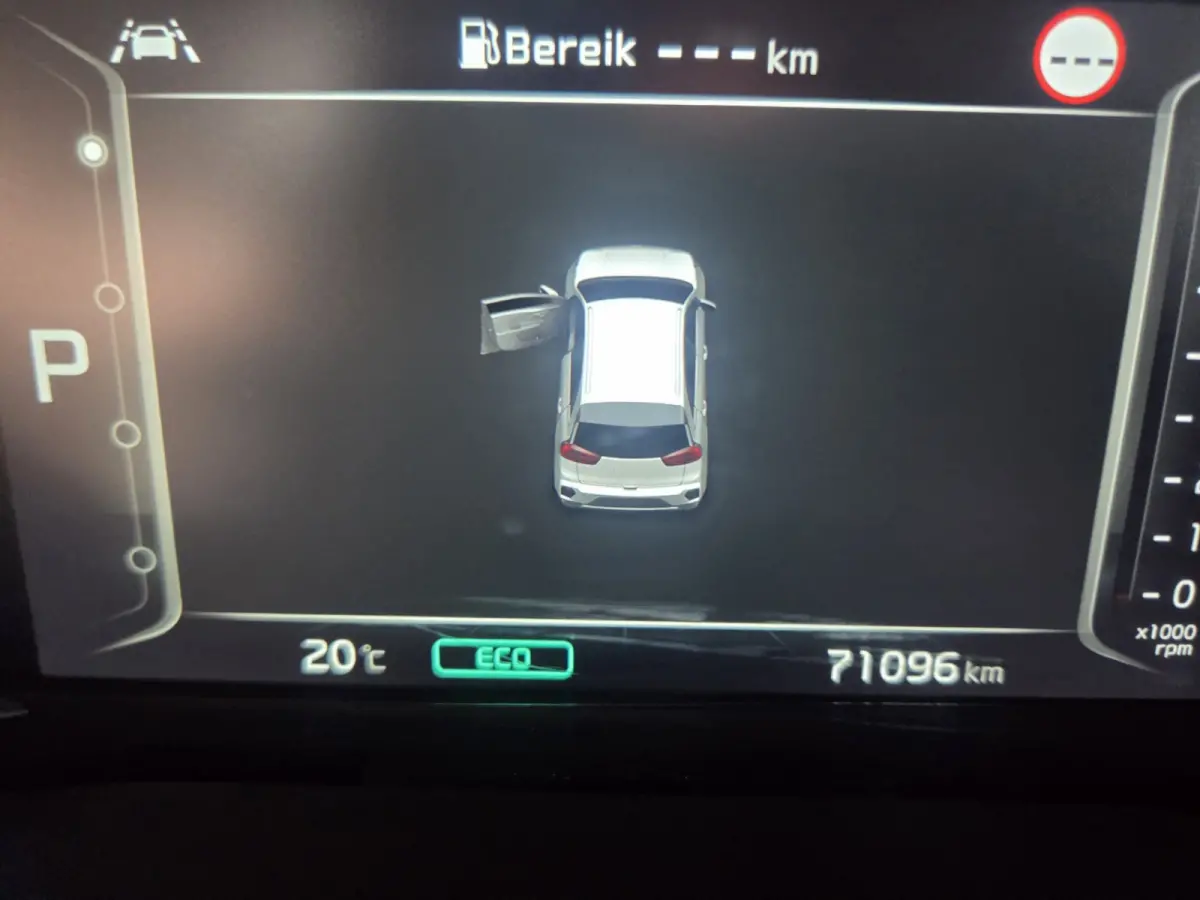 1.6 GDi Hybrid ExecutiveLine Automaat/ Navigatie/ Parkeersensoren V+A/ Lederen bekleding/ Camera/ Rijklaarprijs!