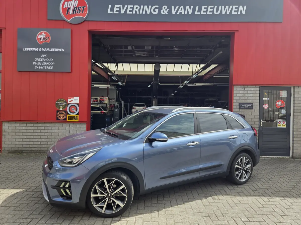 1.6 GDi Hybrid ExecutiveLine Automaat/ Navigatie/ Parkeersensoren V+A/ Lederen bekleding/ Camera/ Rijklaarprijs!