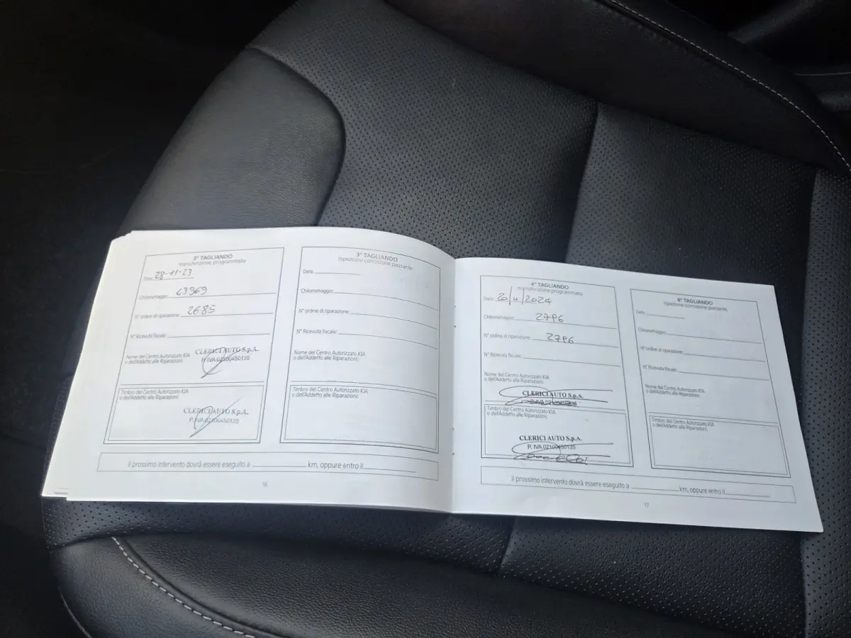1.6 GDi Hybrid ExecutiveLine Automaat/ Navigatie/ Parkeersensoren V+A/ Lederen bekleding/ Camera/ Rijklaarprijs!