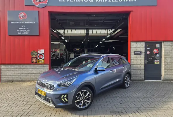 1.6 GDi Hybrid ExecutiveLine Automaat/ Navigatie/ Parkeersensoren V+A/ Lederen bekleding/ Camera/ Rijklaarprijs!
