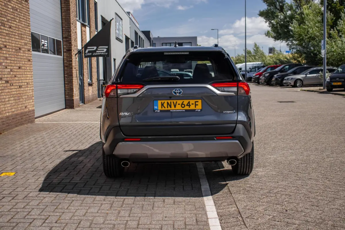 2.5 Hybrid Style, Adaptive-Cruise, Carplay