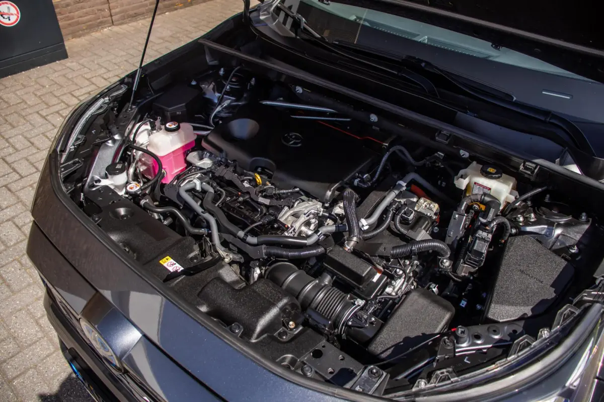 2.5 Hybrid Style, Adaptive-Cruise, Carplay