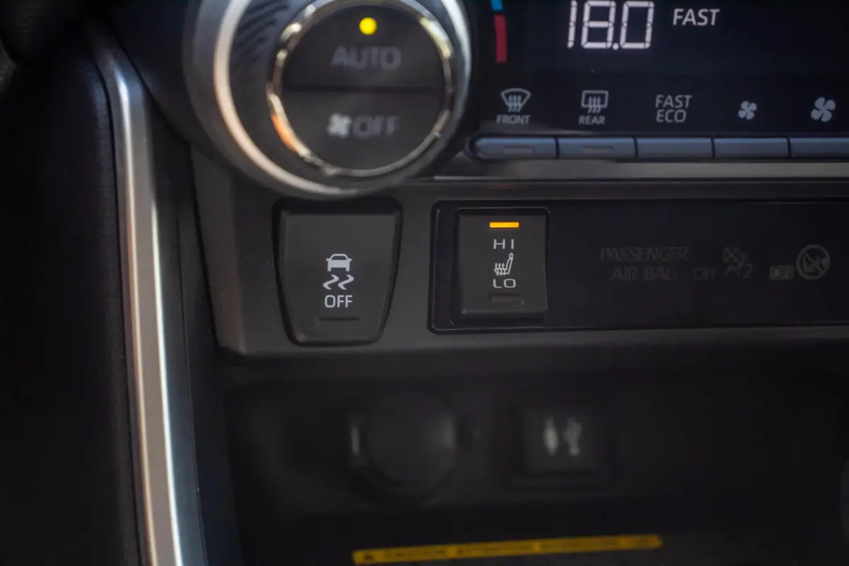 2.5 Hybrid Style, Adaptive-Cruise, Carplay