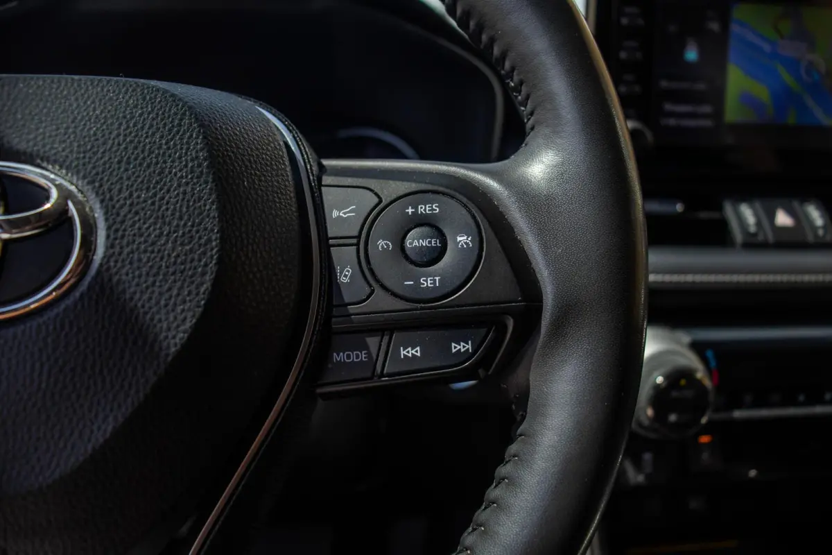 2.5 Hybrid Style, Adaptive-Cruise, Carplay