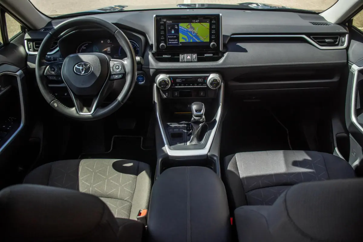 2.5 Hybrid Style, Adaptive-Cruise, Carplay