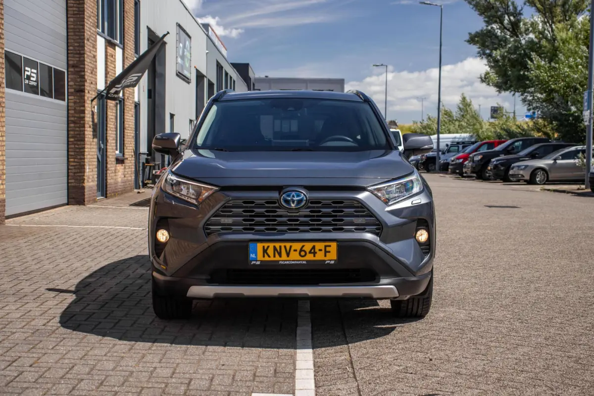2.5 Hybrid Style, Adaptive-Cruise, Carplay