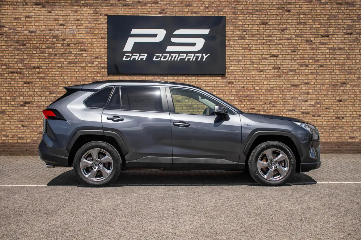 2.5 Hybrid Style, Adaptive-Cruise, Carplay