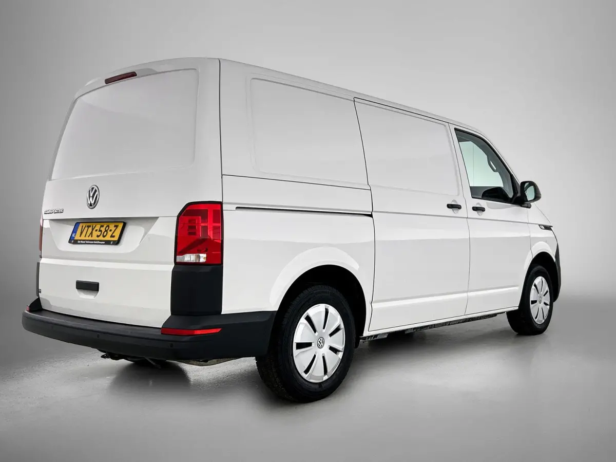 2.0 TDI L1H1 150PK | Automaat | Navigatie | Airco | Verwarmbare Voorruit | Multifunctioneel Stuurwiel | Cruise Control | Parkeerhulp Achter | DAB+ |
