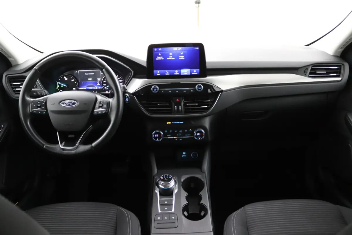 2.5 PHEV Titanium*NAVI*CLIMA*HAAK*KEYLESS*CRUISE*
