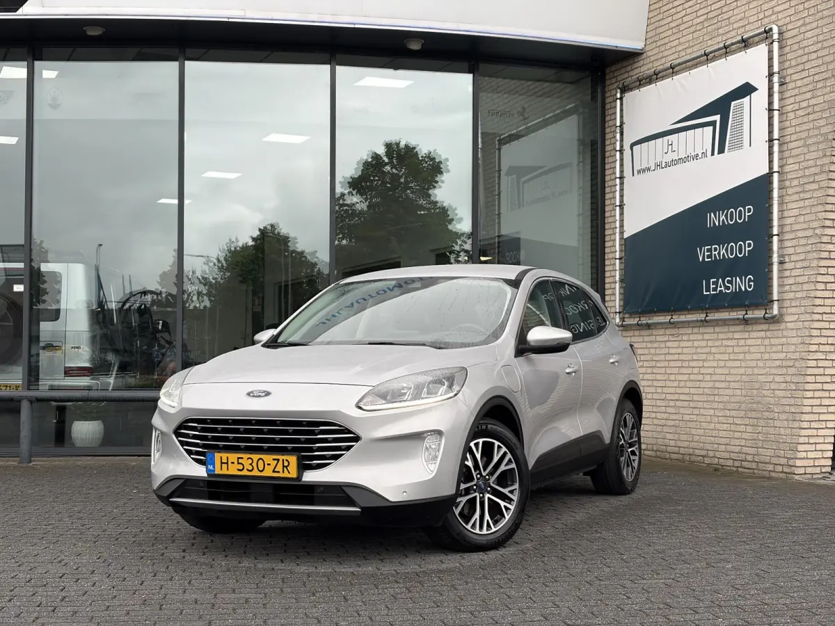 2.5 PHEV Titanium*NAVI*CLIMA*HAAK*KEYLESS*CRUISE*