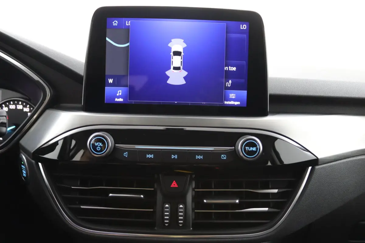 2.5 PHEV Titanium*NAVI*CLIMA*HAAK*KEYLESS*CRUISE*