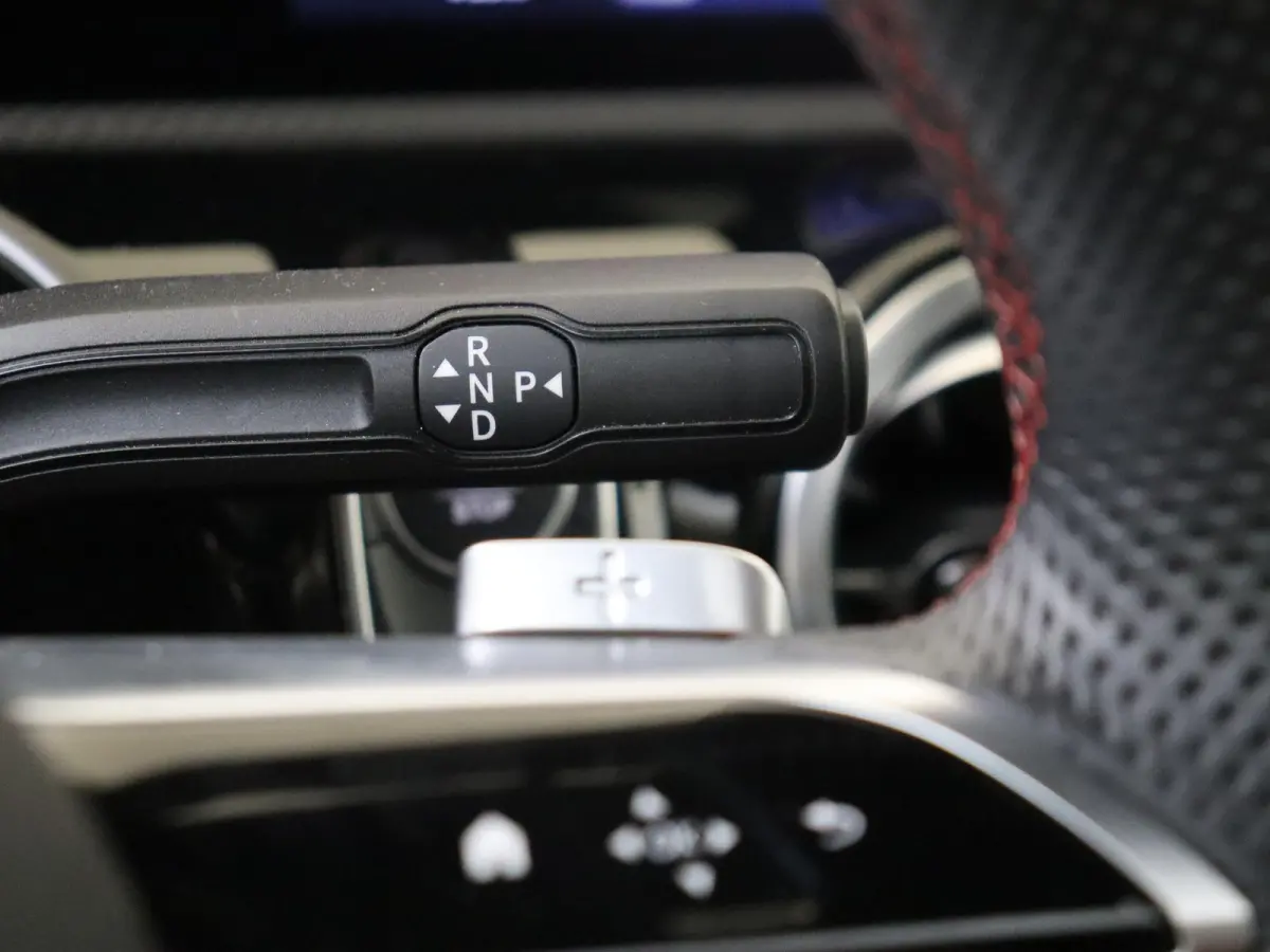 250 e Business Solution AMG / Premium Plus/ Panoramadak/ Night/ Memory/ Head Up/ 360 camera/ Sfeerverlichting