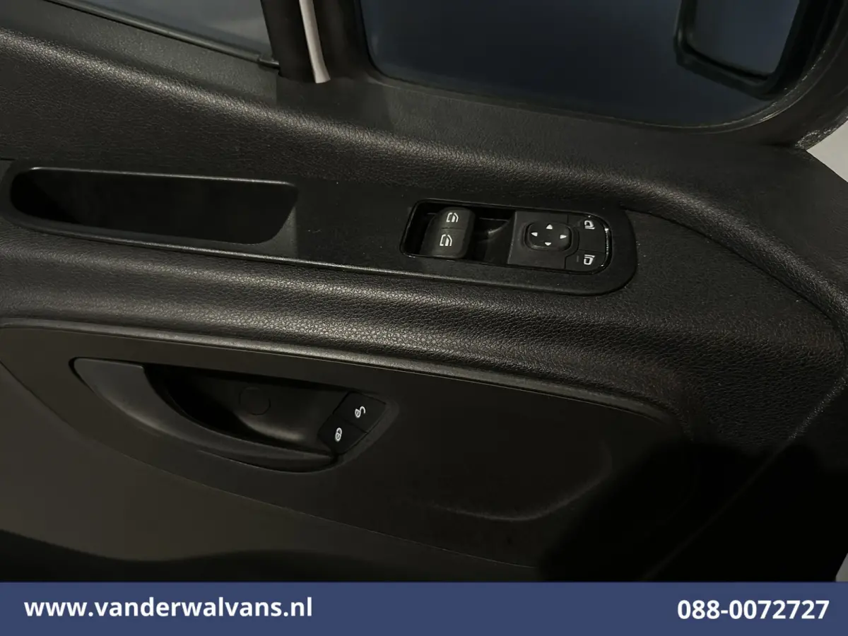 315 CDI 150pk L1H1 Euro6 Airco | Camera | Navigatie | Apple Carplay | Chauffeursstoel | Tachograaf Android Auto, Trekhaak, Bijrijdersbank, Tachograaf