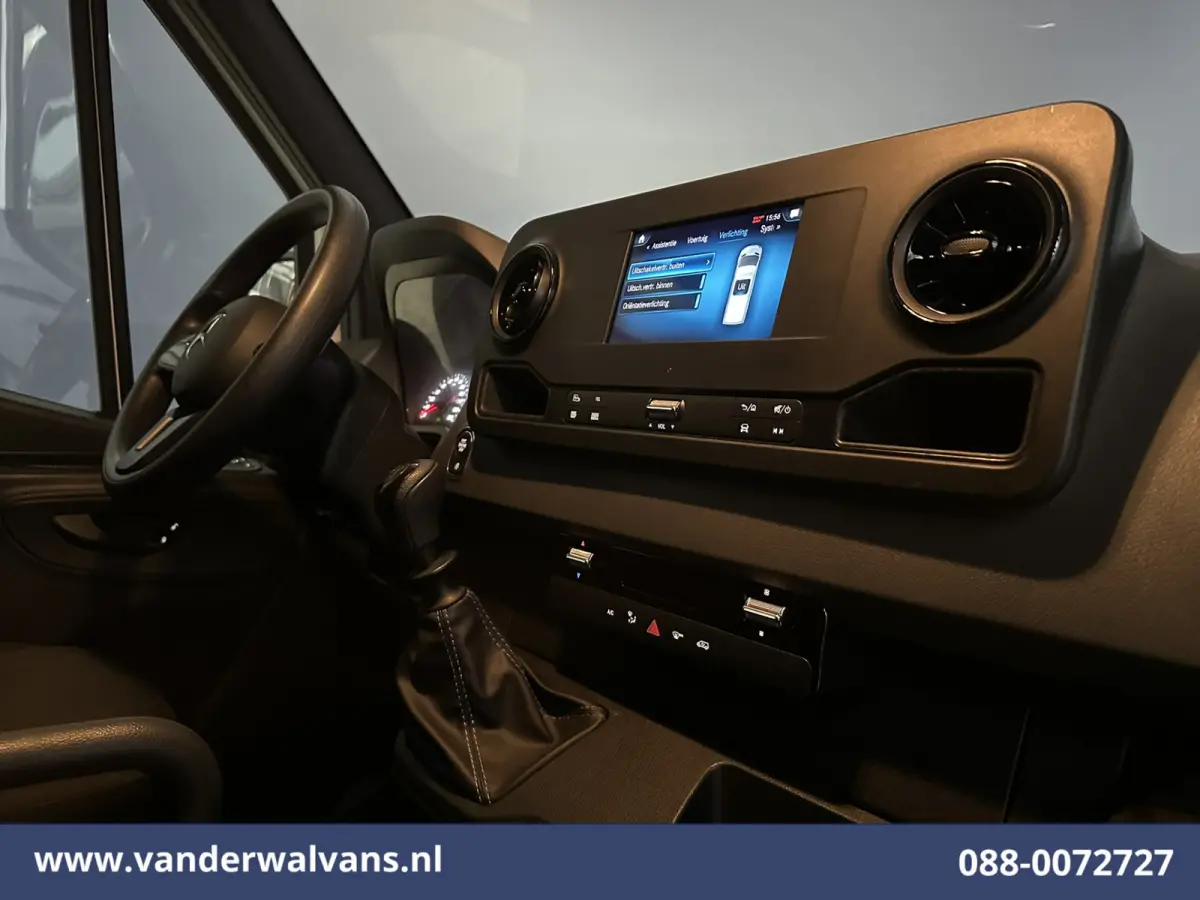 315 CDI 150pk L1H1 Euro6 Airco | Camera | Navigatie | Apple Carplay | Chauffeursstoel | Tachograaf Android Auto, Trekhaak, Bijrijdersbank, Tachograaf
