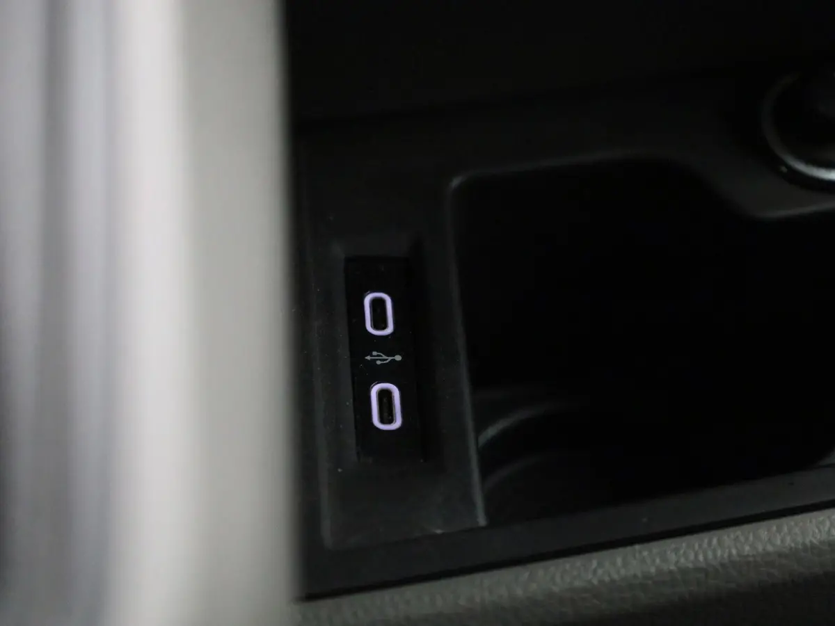 2.0 TDI L2H1 150PK | Automaat | Airco | Cruise Controle | Multifunctioneel Stuurwiel | Navigatie | DAB+ | Apple/Android Carplay | Elektrisch Verstel/Inklapbare Spiegels |