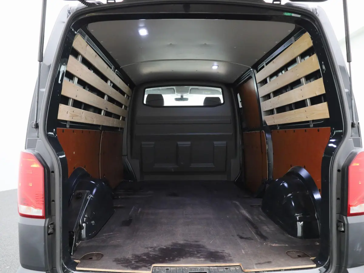 2.0 TDI L2H1 150PK | Automaat | Airco | Cruise Controle | Multifunctioneel Stuurwiel | Navigatie | DAB+ | Apple/Android Carplay | Elektrisch Verstel/Inklapbare Spiegels |