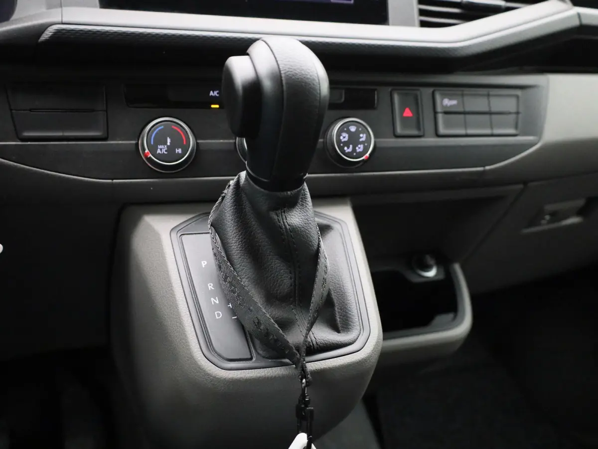 2.0 TDI L2H1 150PK | Automaat | Airco | Cruise Controle | Multifunctioneel Stuurwiel | Navigatie | DAB+ | Apple/Android Carplay | Elektrisch Verstel/Inklapbare Spiegels |