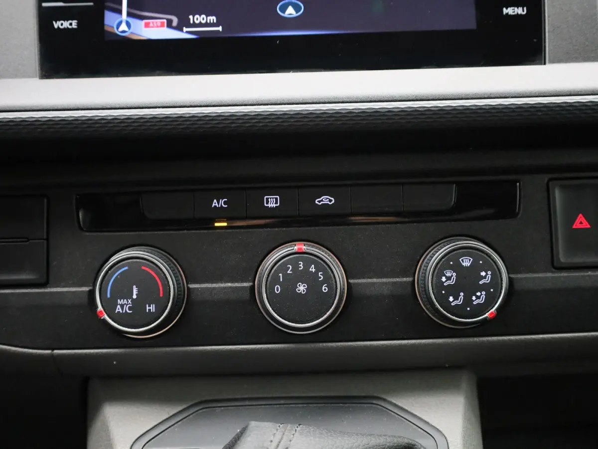 2.0 TDI L2H1 150PK | Automaat | Airco | Cruise Controle | Multifunctioneel Stuurwiel | Navigatie | DAB+ | Apple/Android Carplay | Elektrisch Verstel/Inklapbare Spiegels |