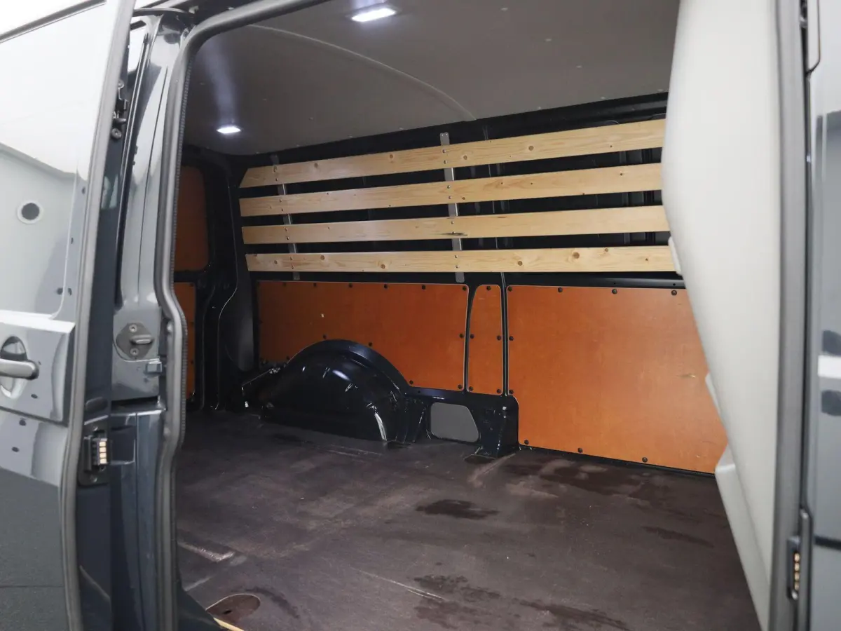 2.0 TDI L2H1 150PK | Automaat | Airco | Cruise Controle | Multifunctioneel Stuurwiel | Navigatie | DAB+ | Apple/Android Carplay | Elektrisch Verstel/Inklapbare Spiegels |