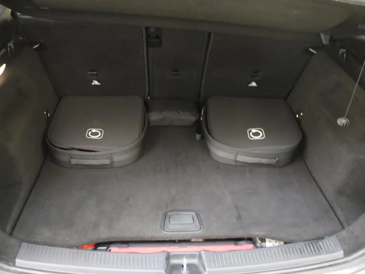 250 e Business Solution AMG / Memory-Stoelen / Panaroma-dak / Headup-Display /