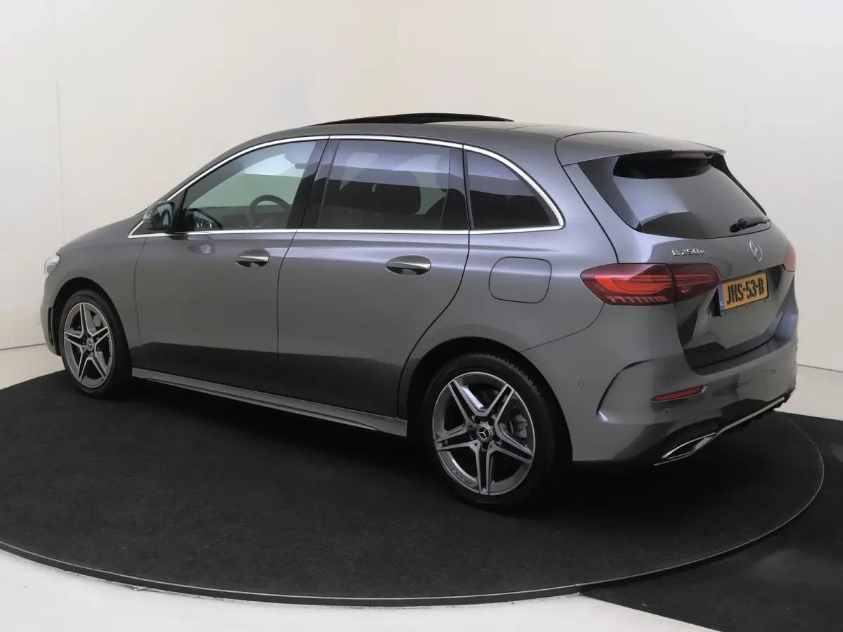 250 e Business Solution AMG / Memory-Stoelen / Panaroma-dak / Headup-Display /