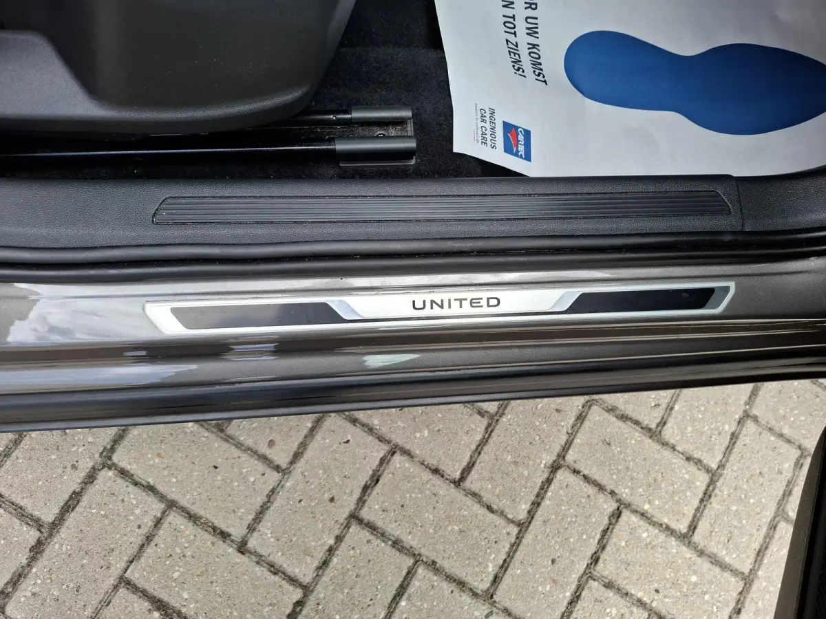 1.0 TSI UNITED Camera/Adaptief Cruise/Carplay