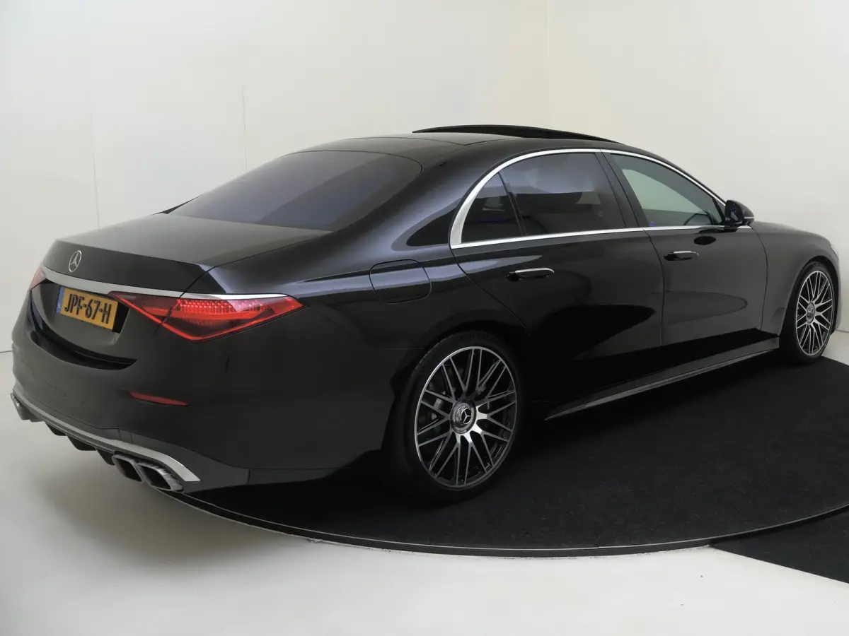 AMG 63 S E Performance / Premium Plus/ Panoramadak/ 21 inch/ Burmester 4D/ Carbon int+ext/