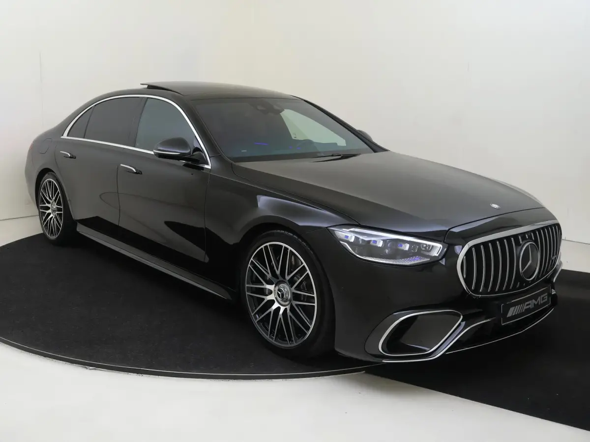 AMG 63 S E Performance / Premium Plus/ Panoramadak/ 21 inch/ Burmester 4D/ Carbon int+ext/