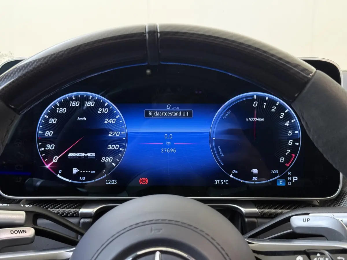 AMG 63 S E Performance / Premium Plus/ Panoramadak/ 21 inch/ Burmester 4D/ Carbon int+ext/