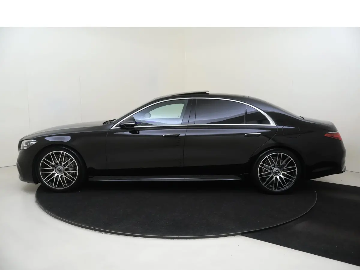 AMG 63 S E Performance / Premium Plus/ Panoramadak/ 21 inch/ Burmester 4D/ Carbon int+ext/