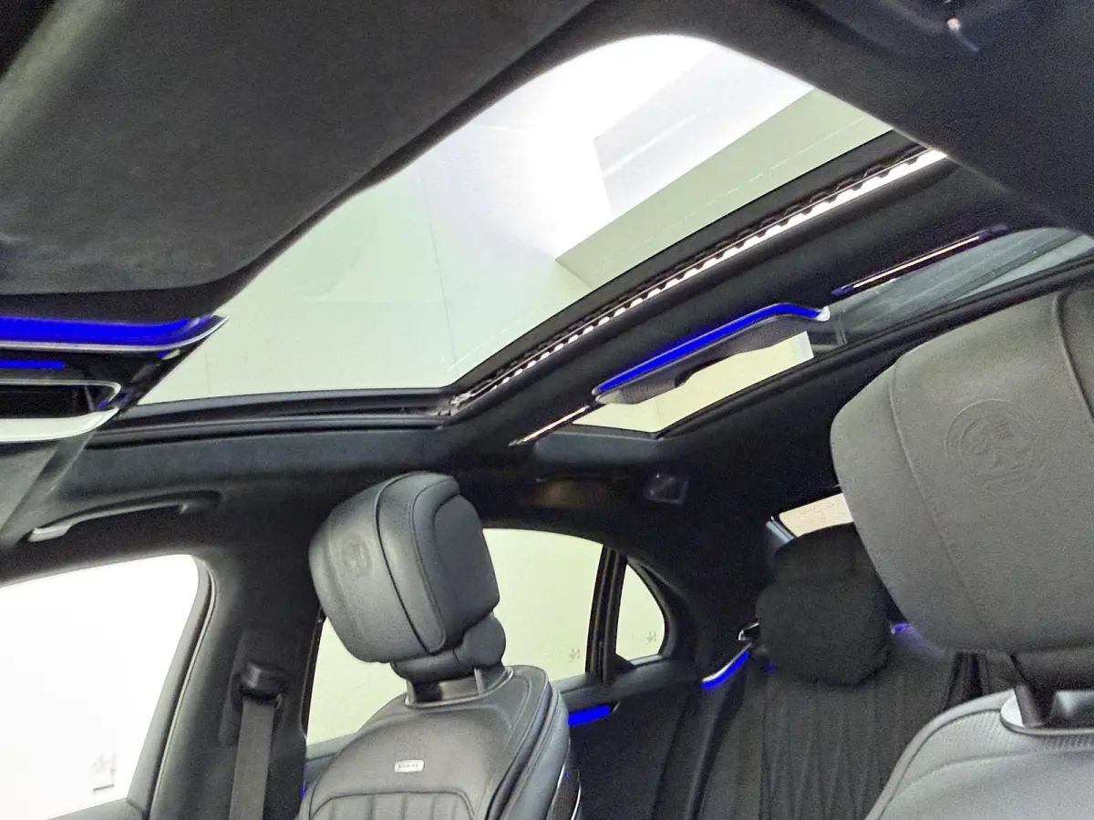 AMG 63 S E Performance / Premium Plus/ Panoramadak/ 21 inch/ Burmester 4D/ Carbon int+ext/